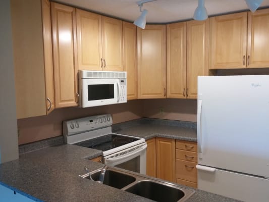 7602 York - Edinborough property